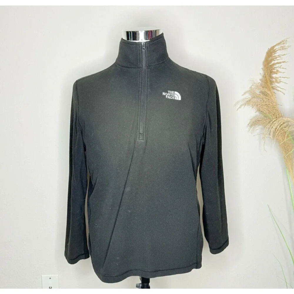 The North Face Men’s Pullover Medium Black Flight Series Quarter Zip Lightweight